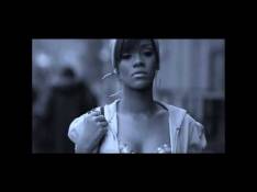Paroles Stupid In Love - Rihanna